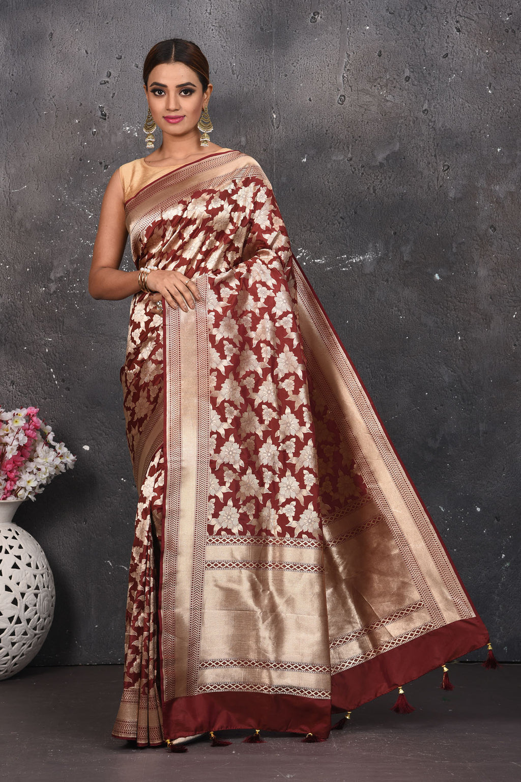 Jacquard Saree - Indian Bridal Elegance – Weaversdirect