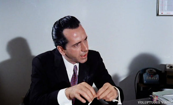 Robert Sacchi as wannabe Humphrey Bogart
