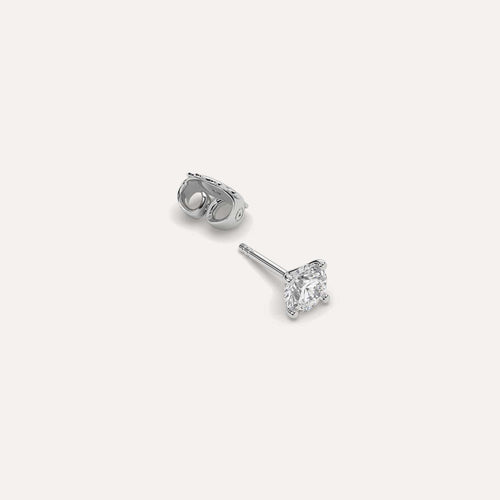 1/2 carat Single Round Diamond Stud Earring
