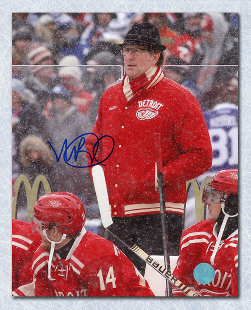  Mike Babcock Detroit Red Wings Autographed Winter Classic Coach 8x10 Photo 