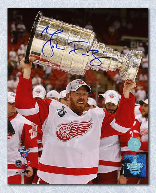 Detroit 1997 Red Wings Celebration On Ice Stanley Cup 8x10 Photo 