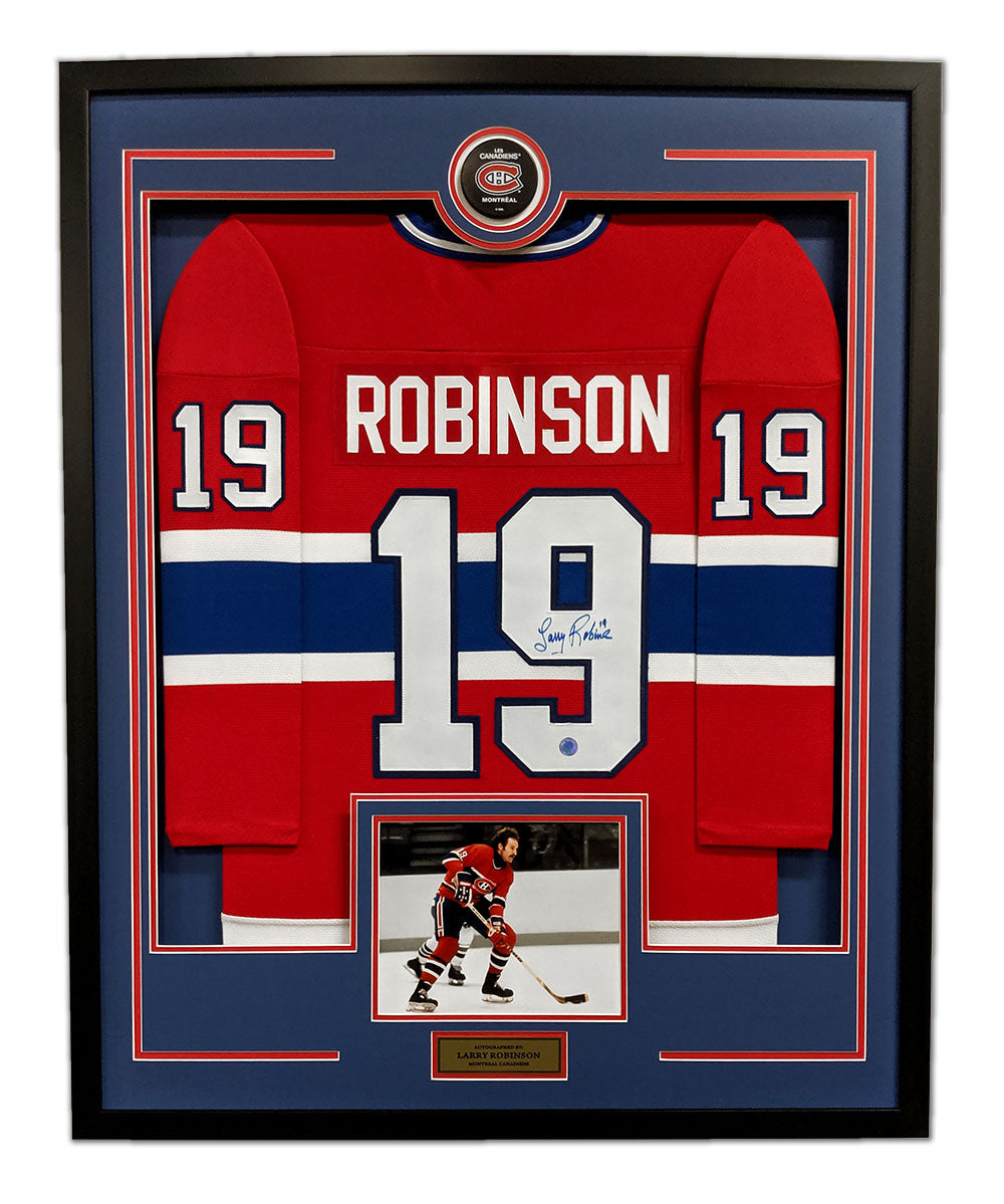  Larry Robinson Signed Montreal Canadiens 36x44 Jersey Frame 