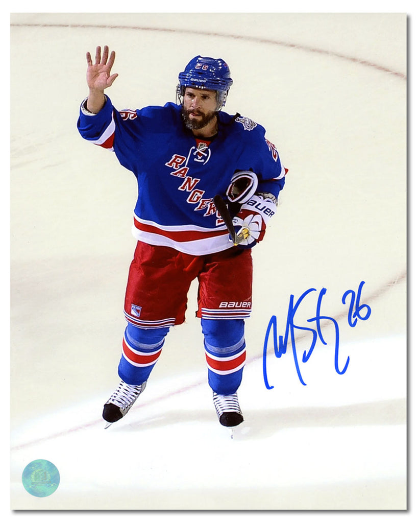 Owen Nolan San Jose Sharks Autographed Action 8x10 Photo - NHL Auctions