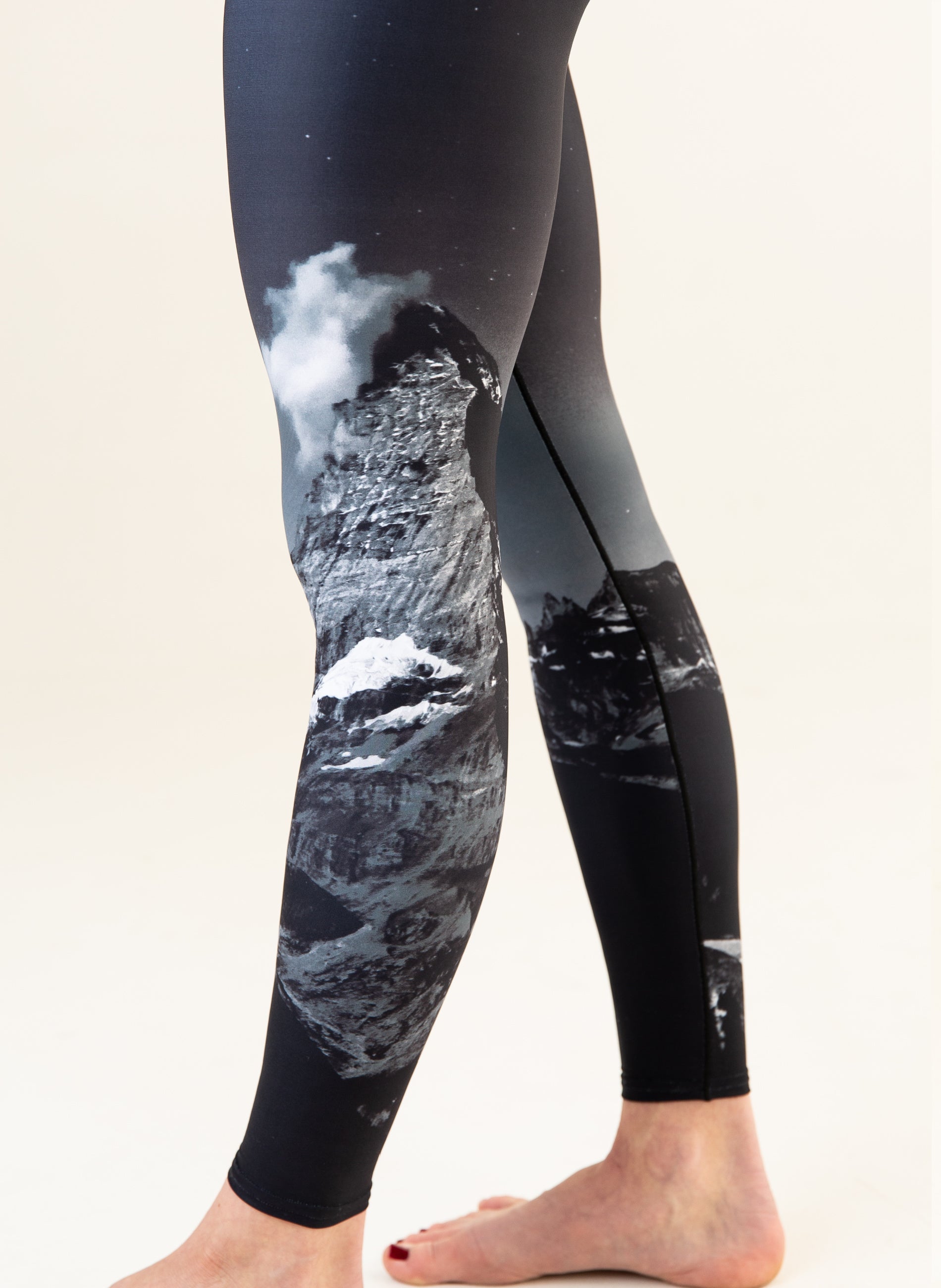 COLORADO Threads Eco Winter Native Yoga Pants High Waisted Legging Size M -  A14