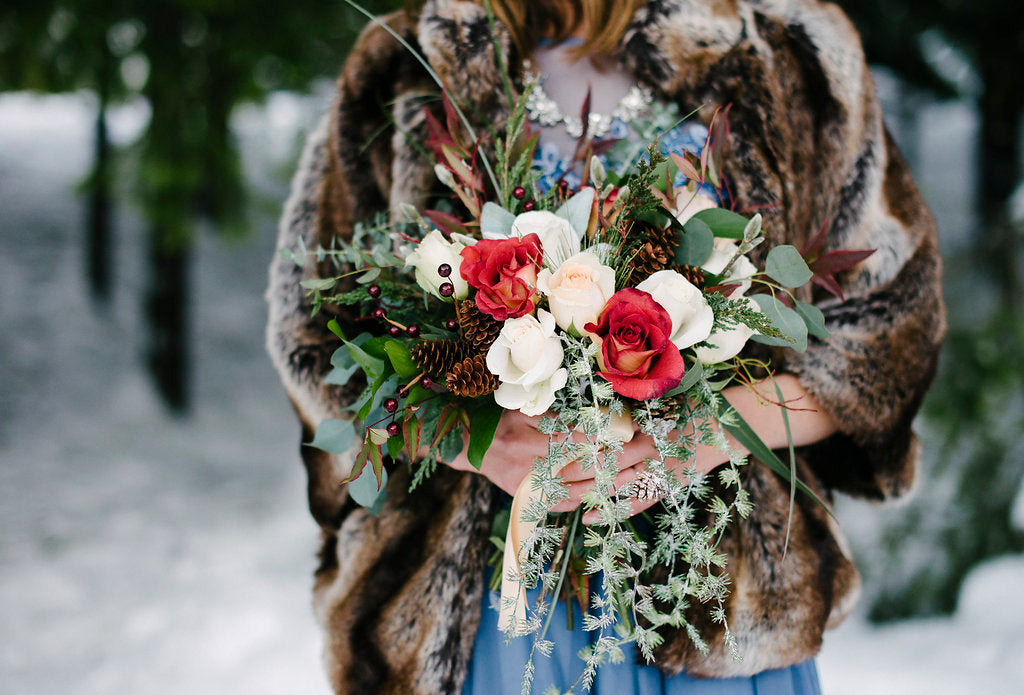 winter wedding floral bouquet 