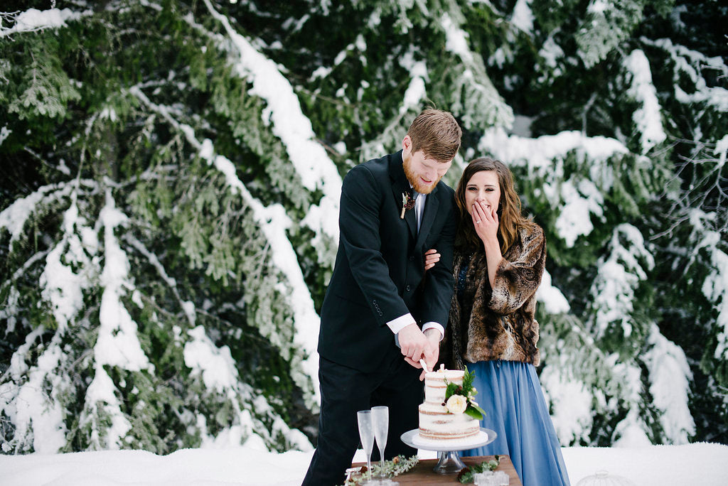 winter wedding cake inspiration 
