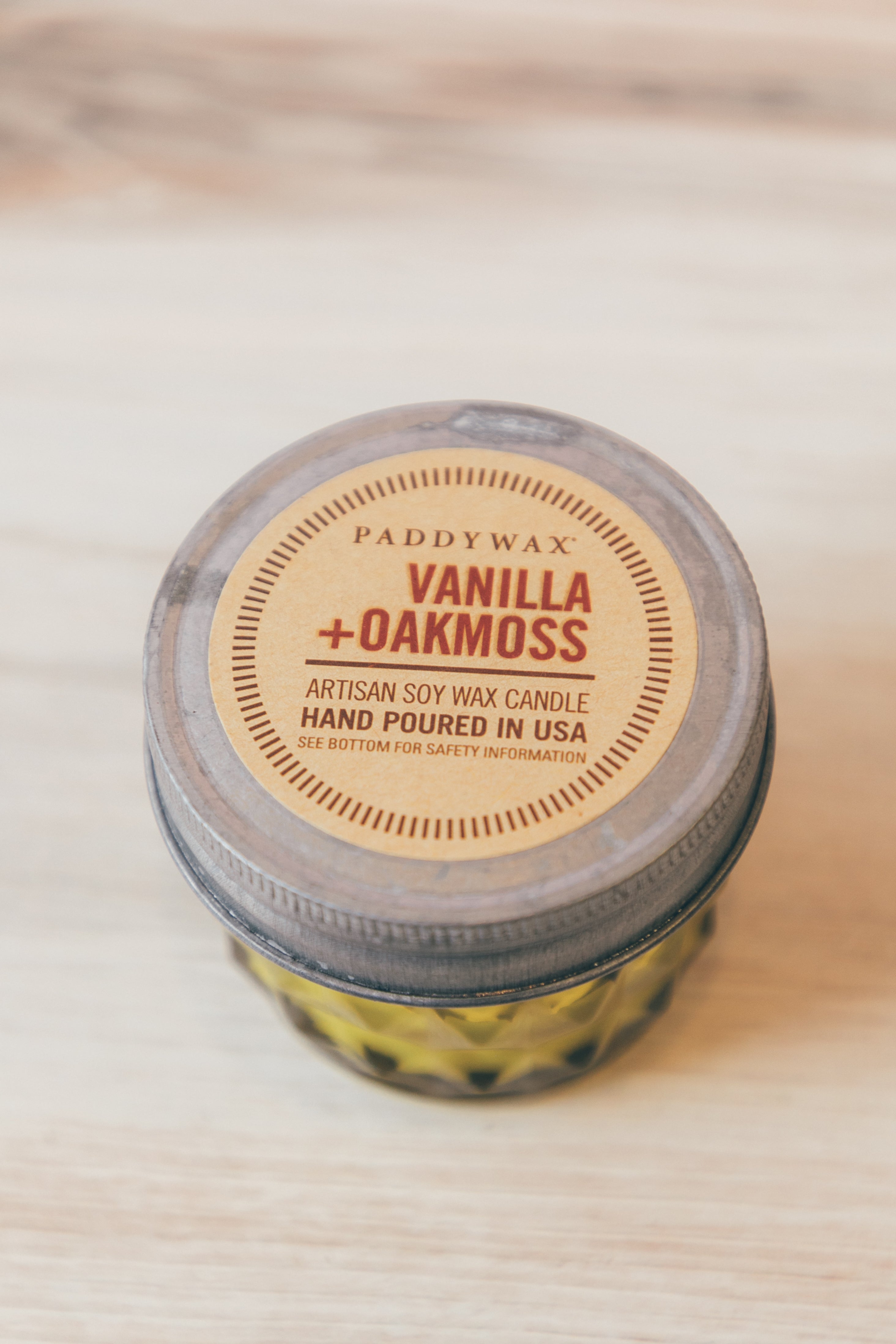 Relish 3oz Candle in Vanilla + Oakmoss