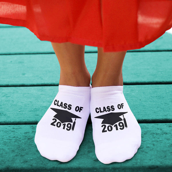 This is an image of no show graduation socks for the class of 2019.