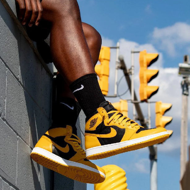 Nike Air Jordan 1 Retro High Pollen Sneaker Shoes