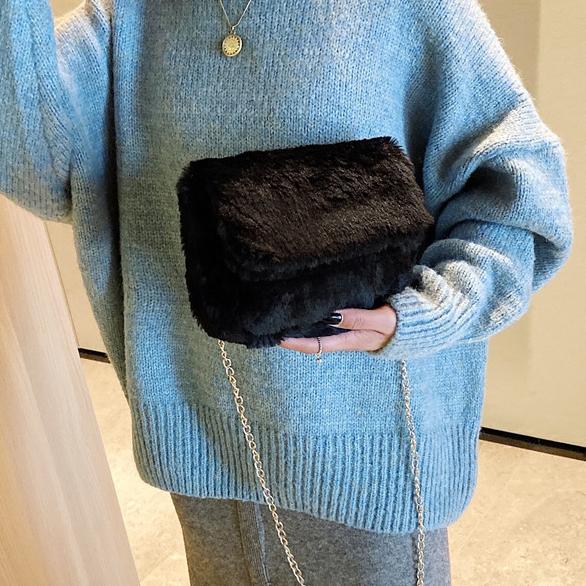 Faux Fur Crossbody Bags For Women Plush Purses and Handbags Female Phone Shoulder Bag Girls Wallet