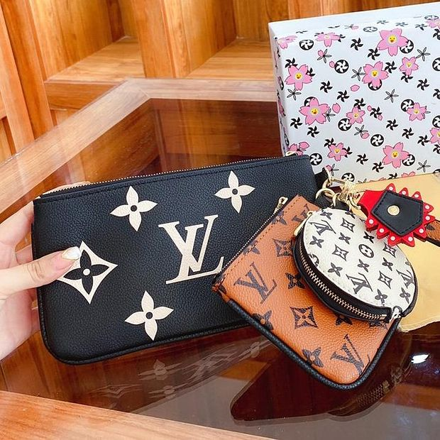 Louis Vuitton LV New Mahjong Coin Purse Fashion Clutch Coin Purs