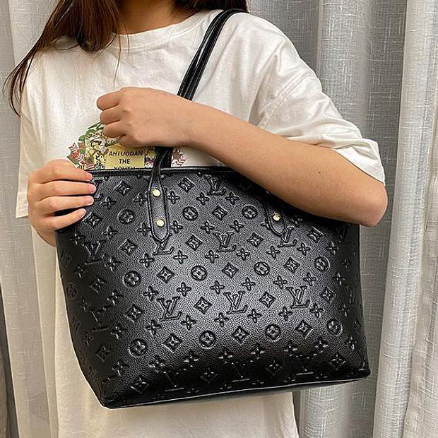 LV Louis Vuitton Solid Color Letter Embossed Ladies Shopping Han