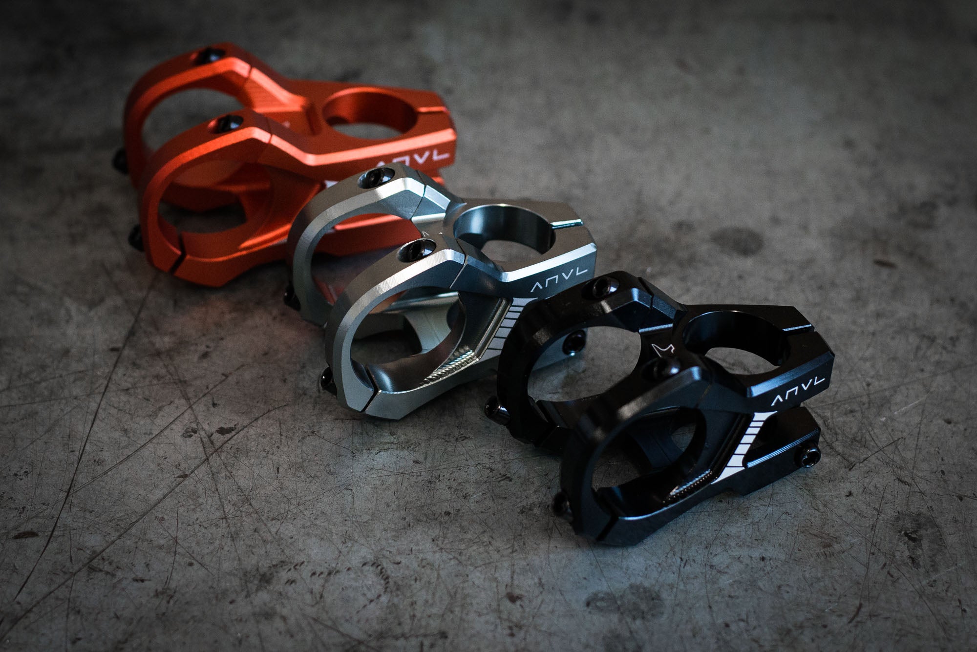 Three colorways of the ANVL Swage mtb stem