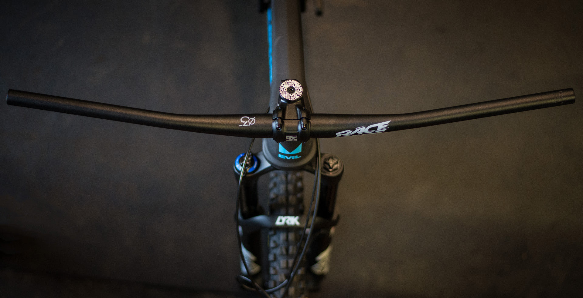 adjusting mountain bike handlebars