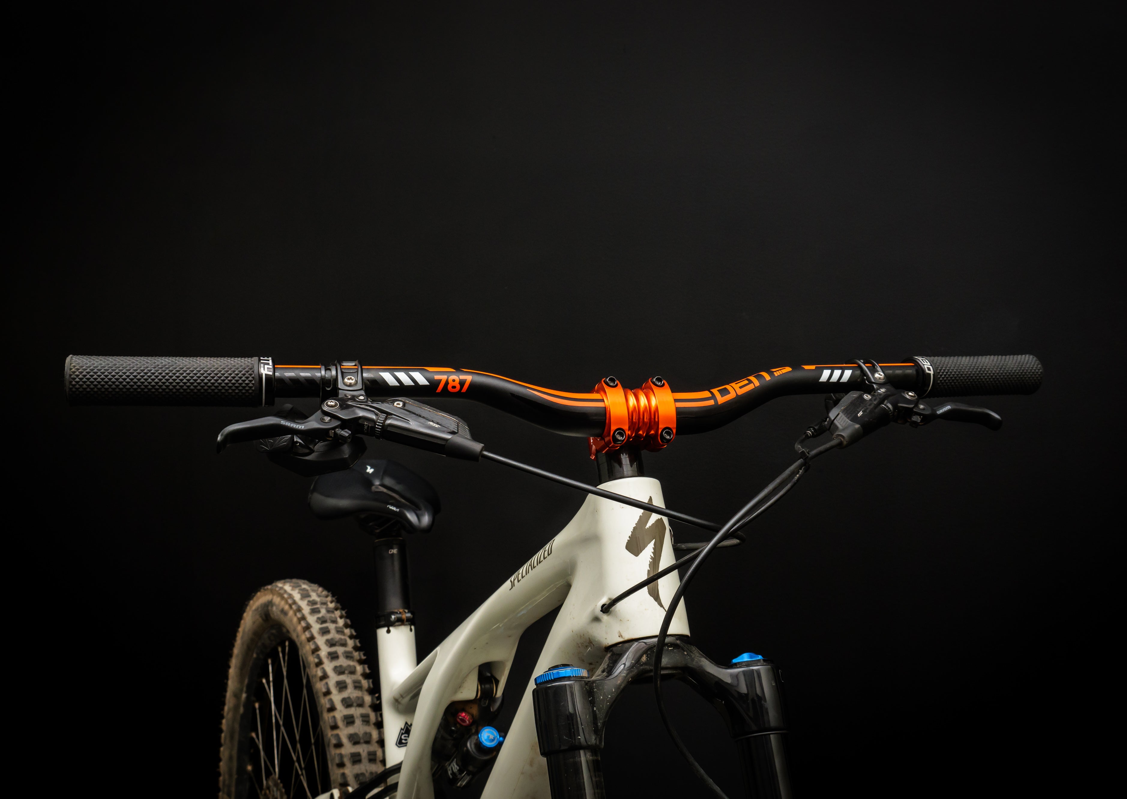 Deity Skywire 787 Alloy Handlebar Review