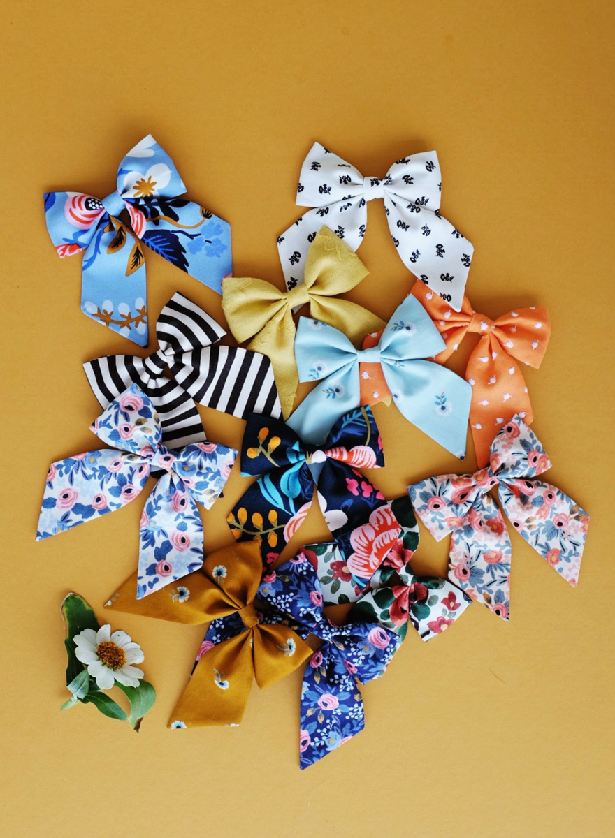 Handmade hair bows for little girls who love adventure. // Free Babes Handmade Fall Collection 