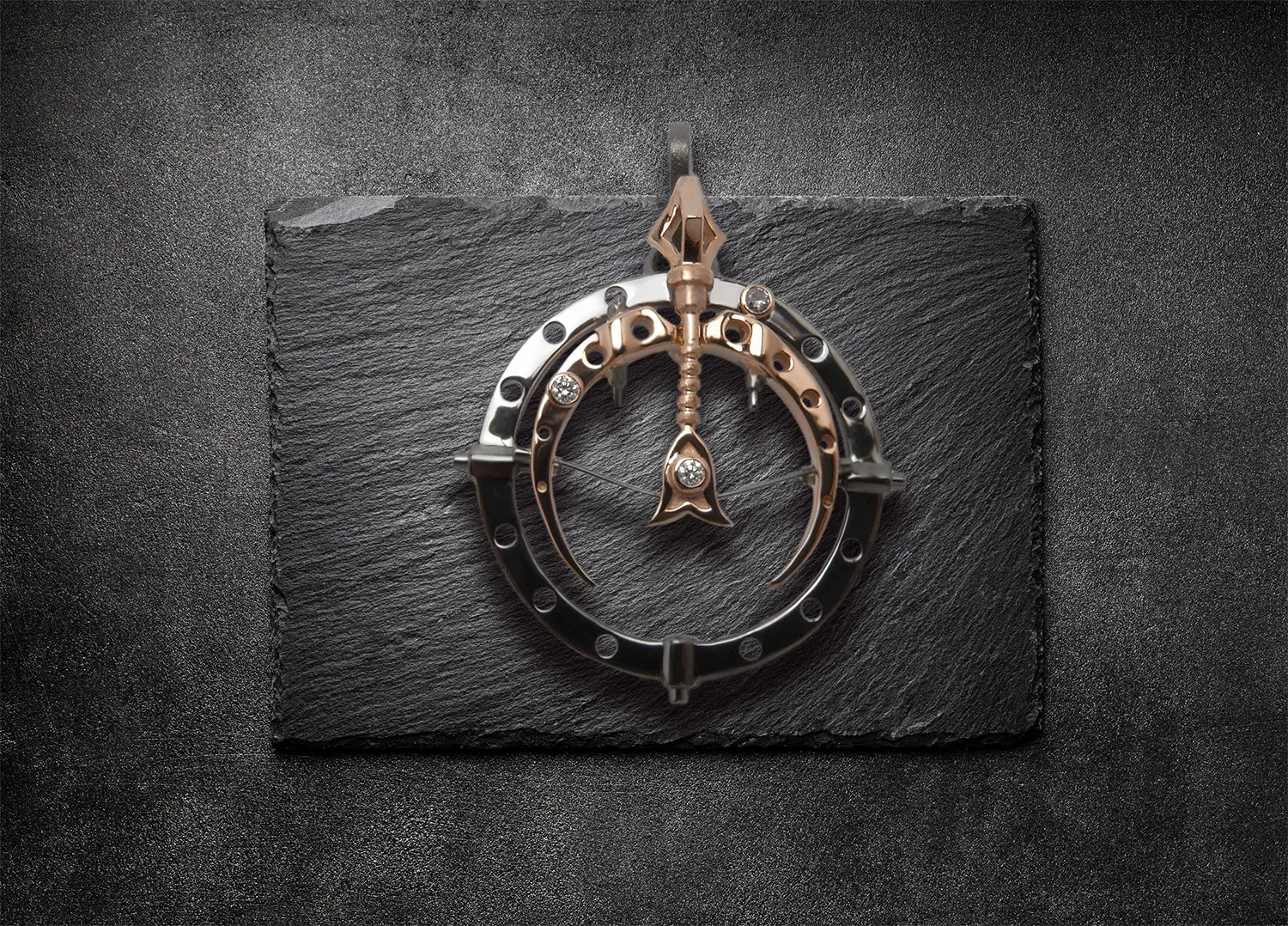 {{ article.image.value.alt | default:article.title }}