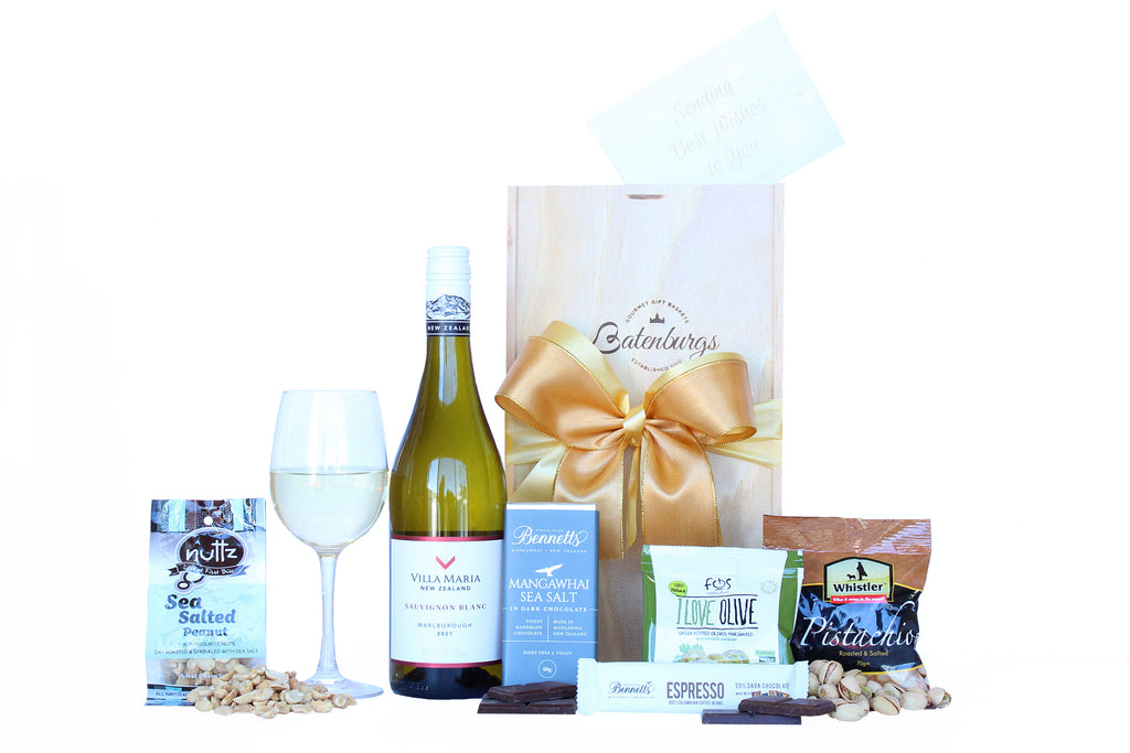 Dairy-free gift hamper with NZ Villa Maria wine and tasty food snacks delivered NZ wide. Batenburgs Gift Hampers