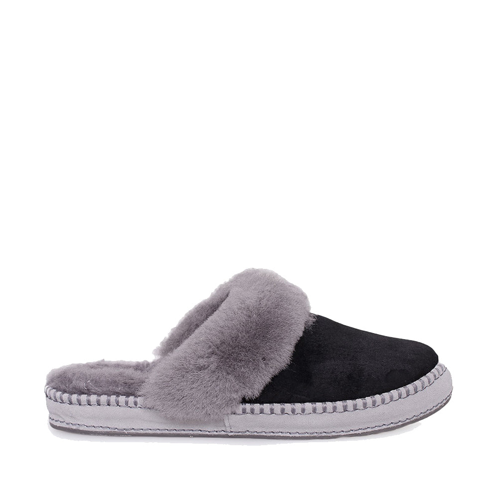 ugg aira slippers size 8