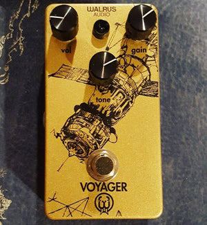 Gold Black Voyager