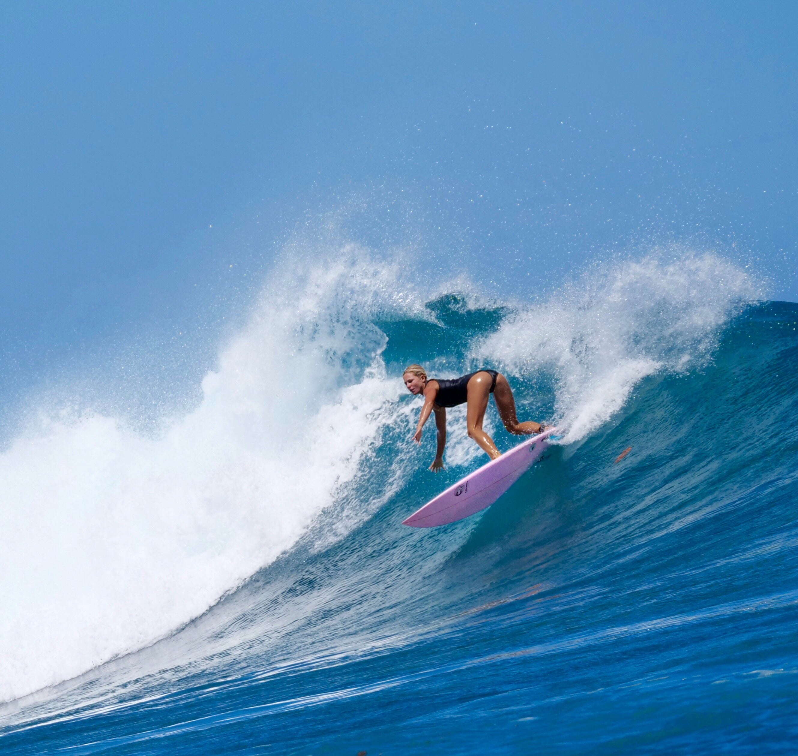 Luna Scherpenisse Surfing Seafoam Surf Careers Blog
