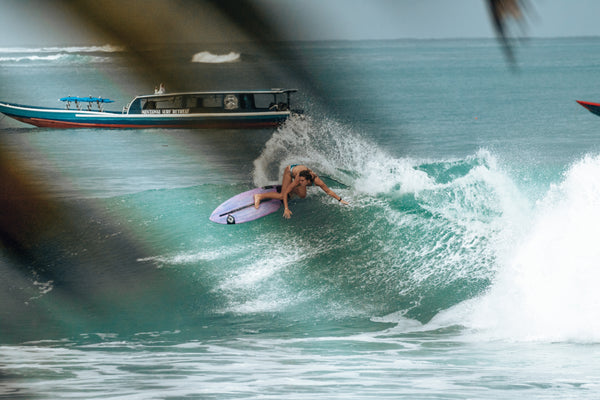 Marjolein Debeer surfing in Indo