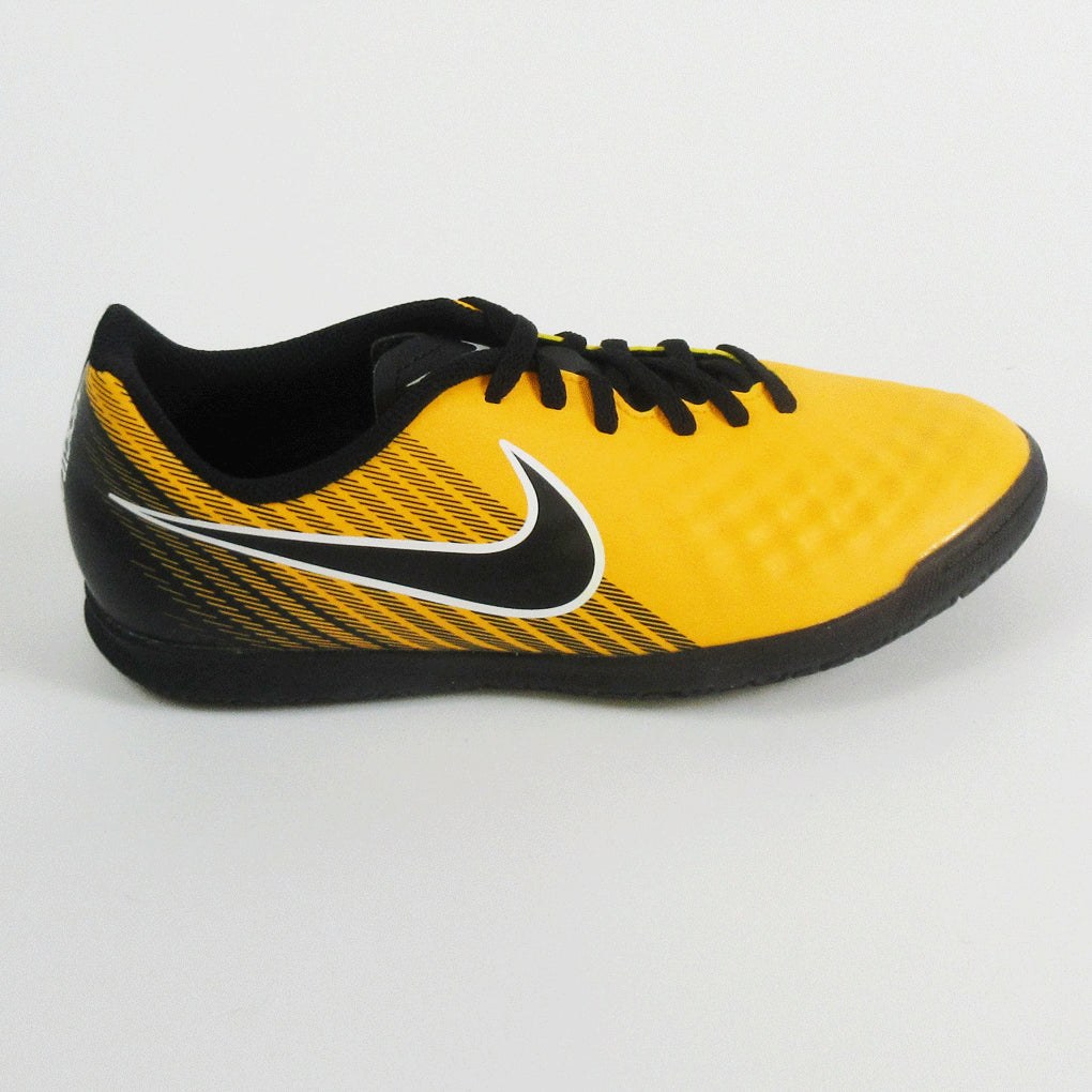 Nike Magista Ola II Firm Ground Soccer Cleats .com