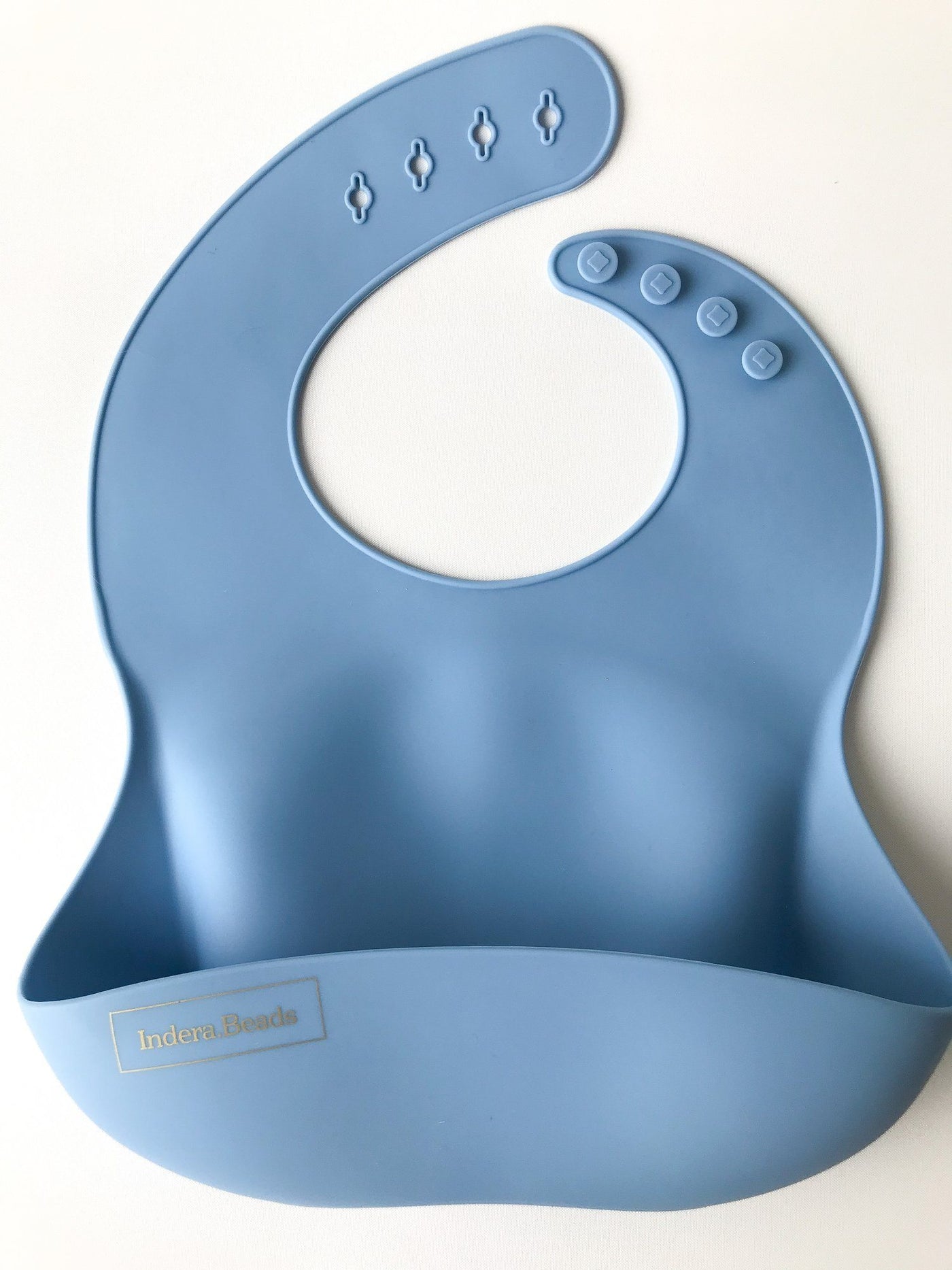 silicone bib with pearls