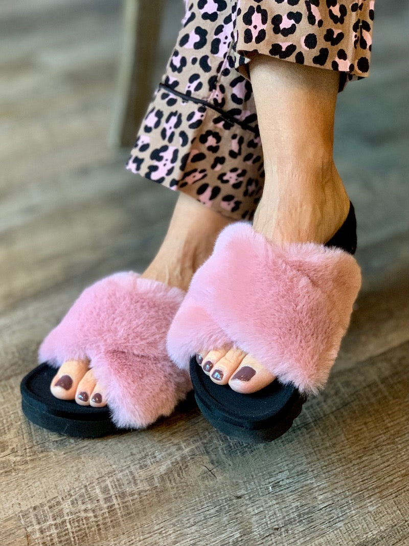 steve madden women fuzz slippers