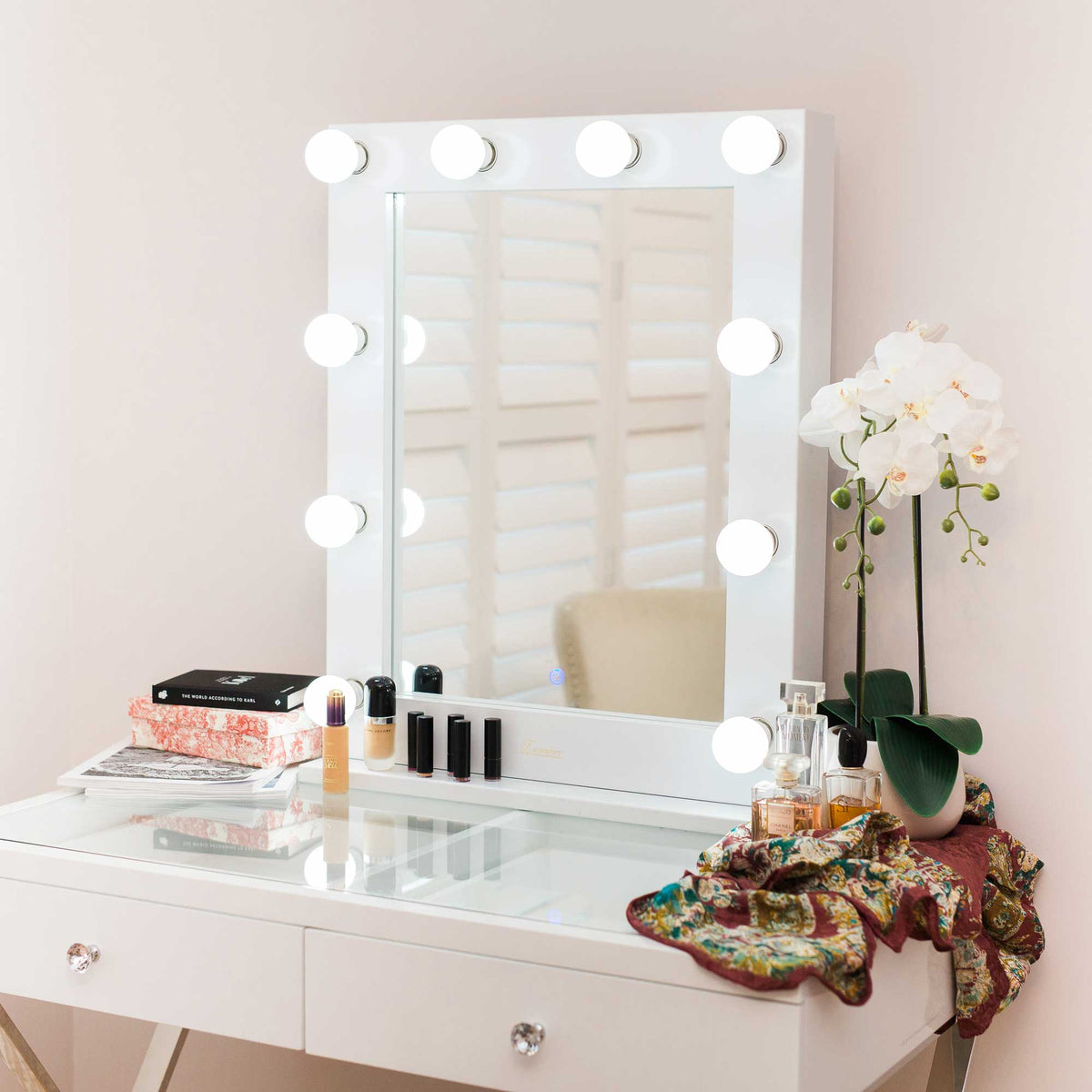 The Alessandra White Led Makeup Mirror Glamour Makeup Mirrors