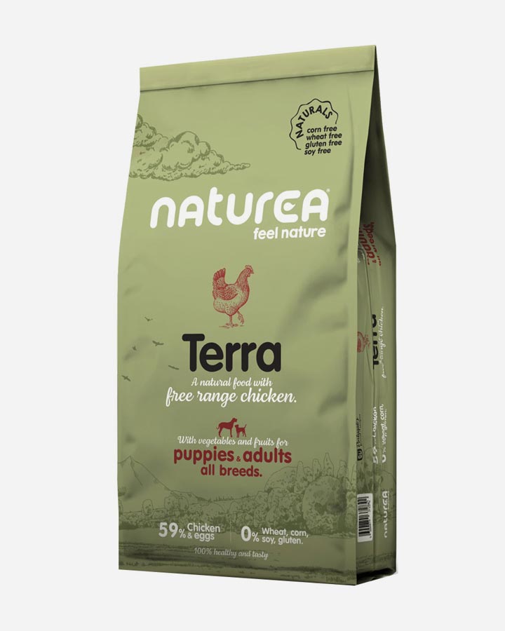 Se Naturea Naturals Terra Adult & Puppies - Fritgående Kylling, 12 kg hos Petlux.dk