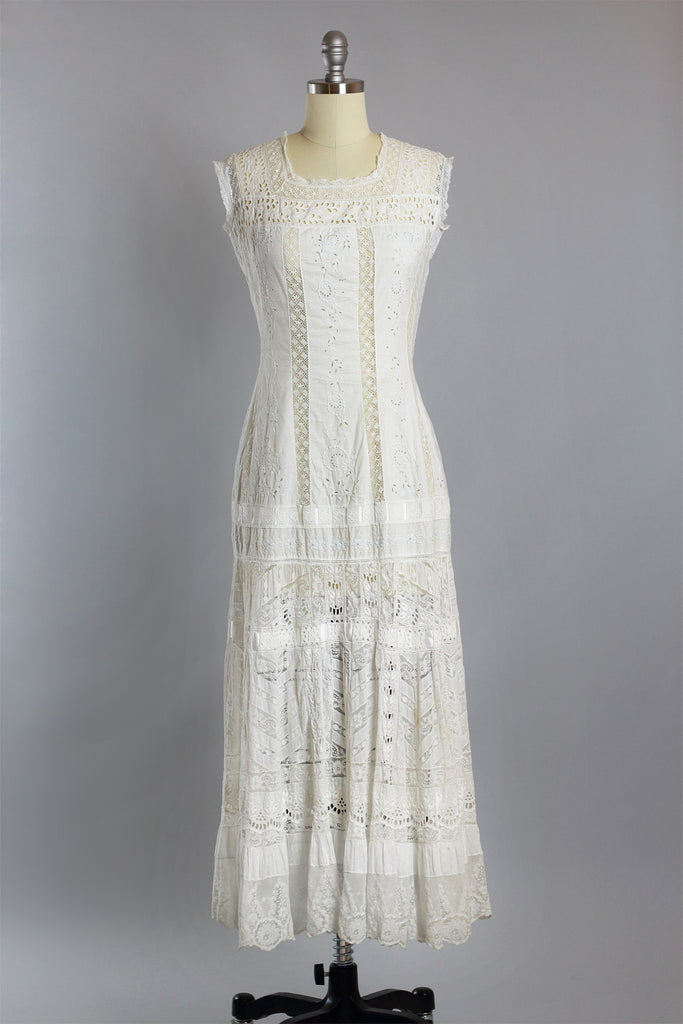 Lace Dreams Edwardian Wedding Dress | The Vintage Net