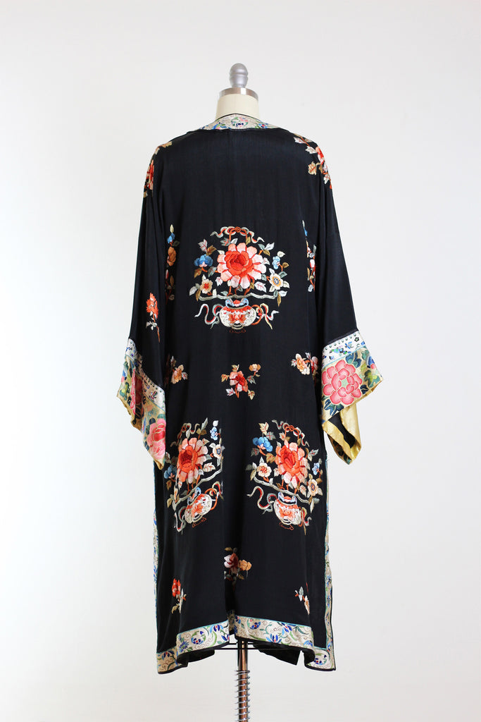 Antique 1930s Chinese Silk Kimono – The Vintage Net