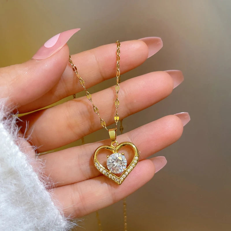 Artificial Gem Heart Pendant