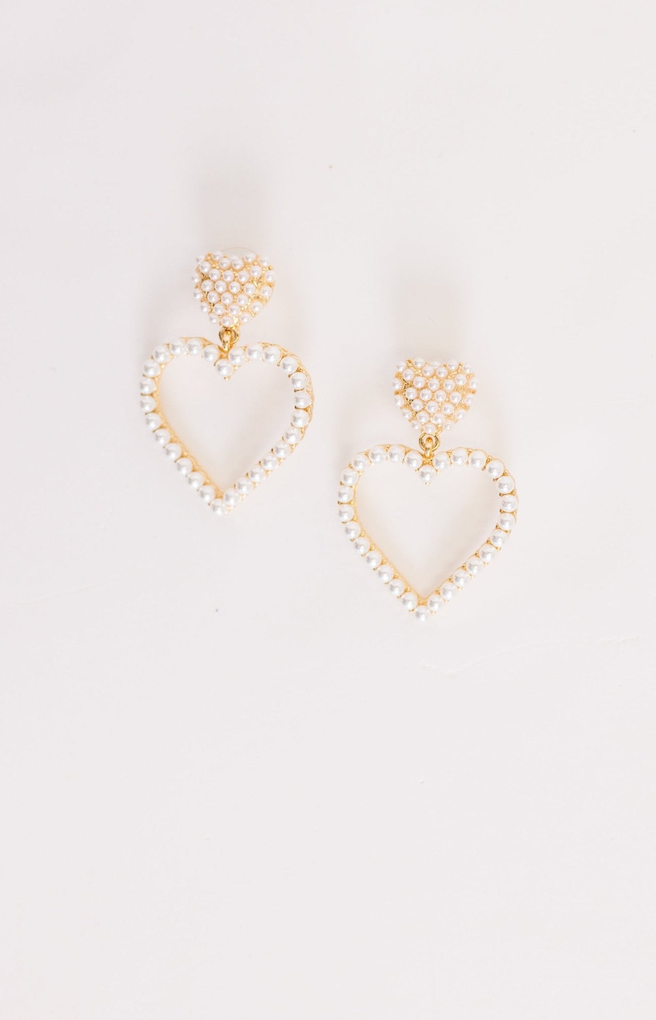 Ella Gafter Heart Shape Diamond Pearl Earrings For Sale at 1stDibs | heart  shape pearl earrings, heart shaped pearl, heart shaped pearl earrings