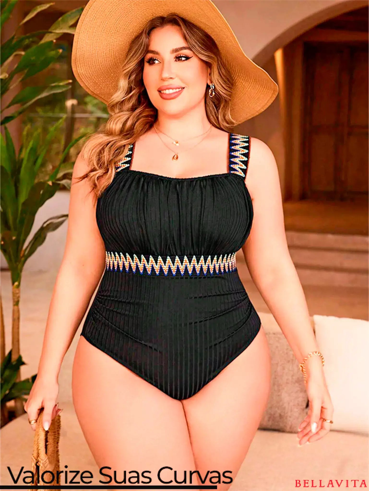 Maiô Feminino Preto com estampa em V, cintura alta, forro interno e tecido com alta elasticidade. Conforto e estilo na praia. Frete Grátis Somente Hoje.