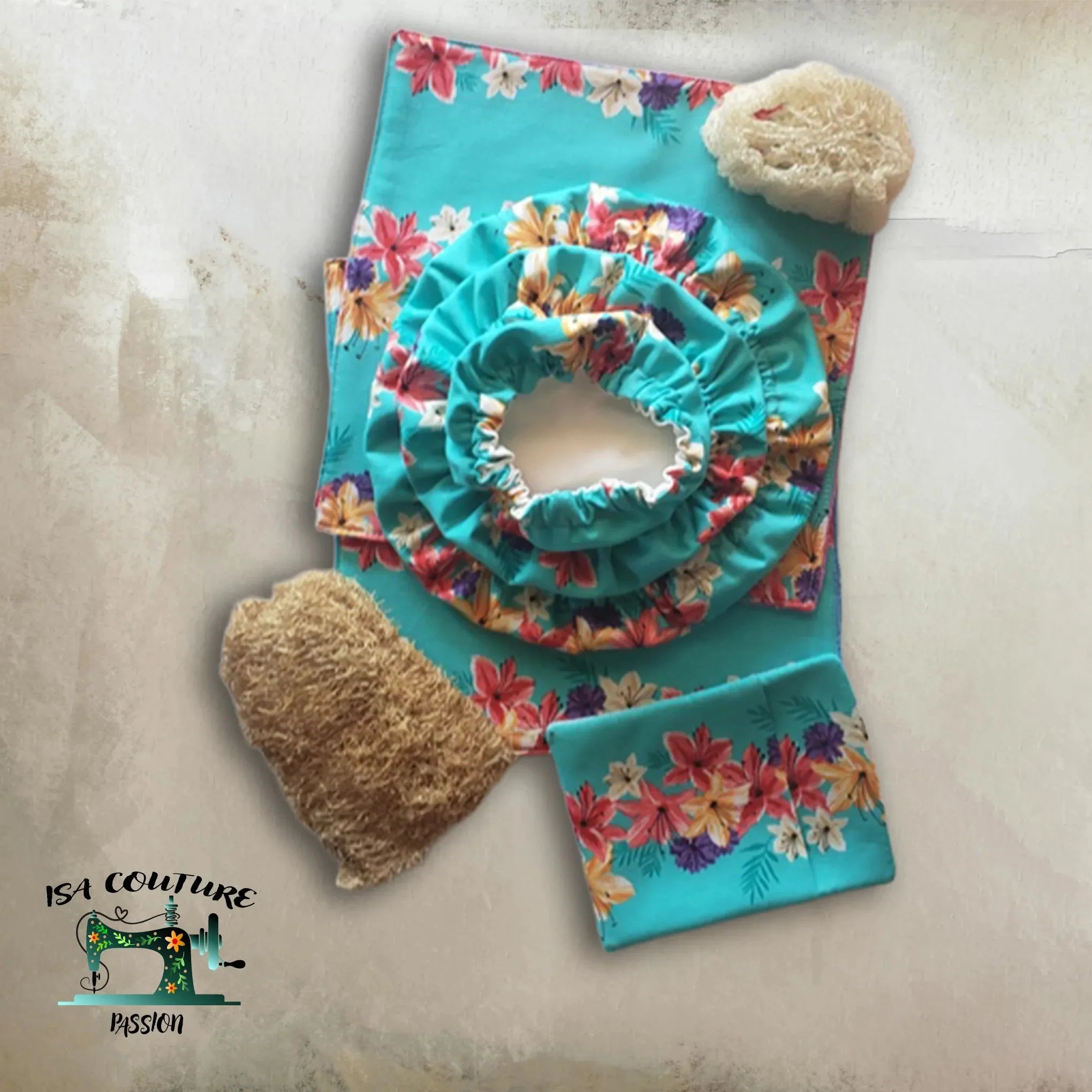 Coffret cadeau cuisine zéro déchet avec accessoires réutilisables en tissu fleuri et éponge luffa écologique