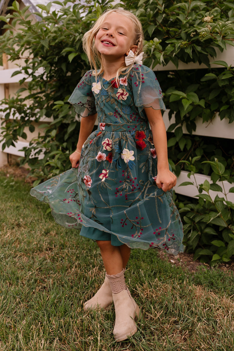 Mini Delia Dress in Ditsy Floral – Ivy City Co