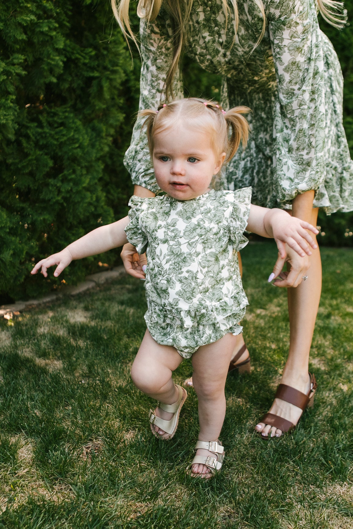 Brynley Dress in Green – Ivy City Co