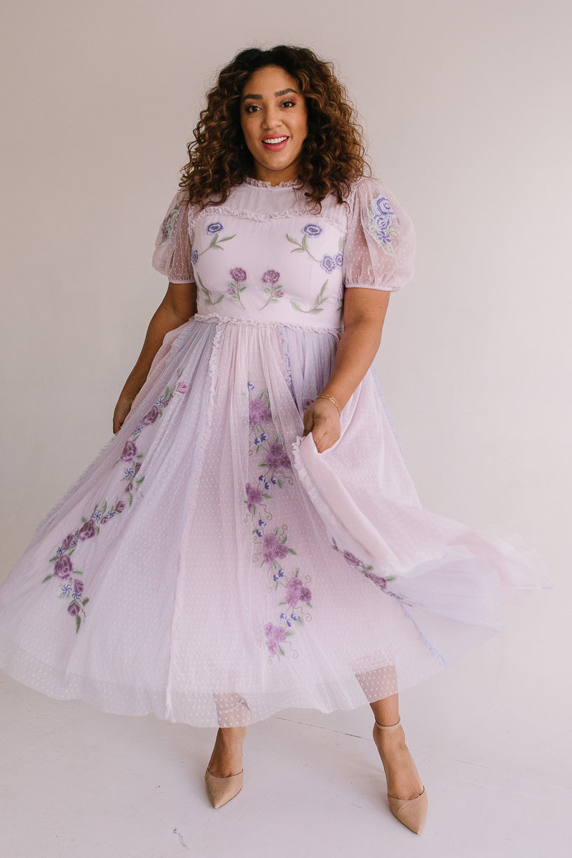 Ballerina Dress in Lilac Lace - FINAL SALE – Ivy City Co