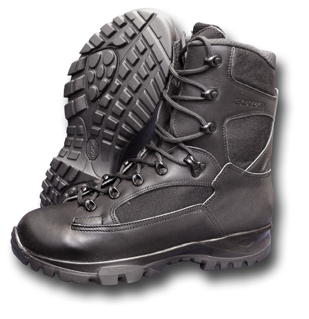 lowa lightweight boots