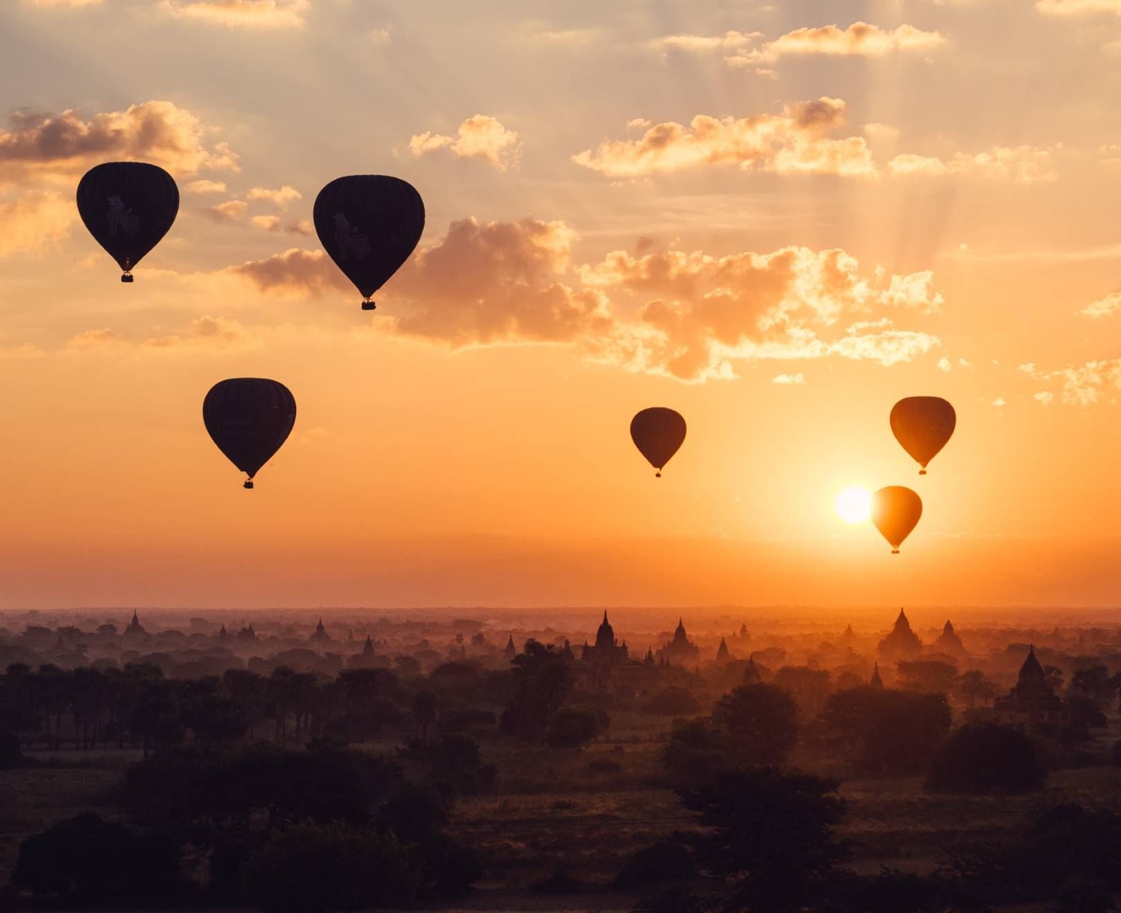 sunrise hot air balloon