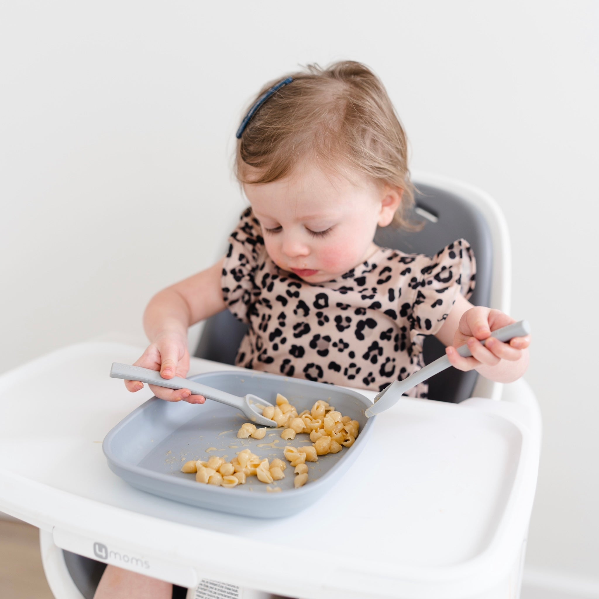 When Can Babies Use Spoons and Forks? - Introducing Utensils