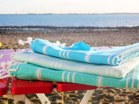 Sorbet towels by the sea