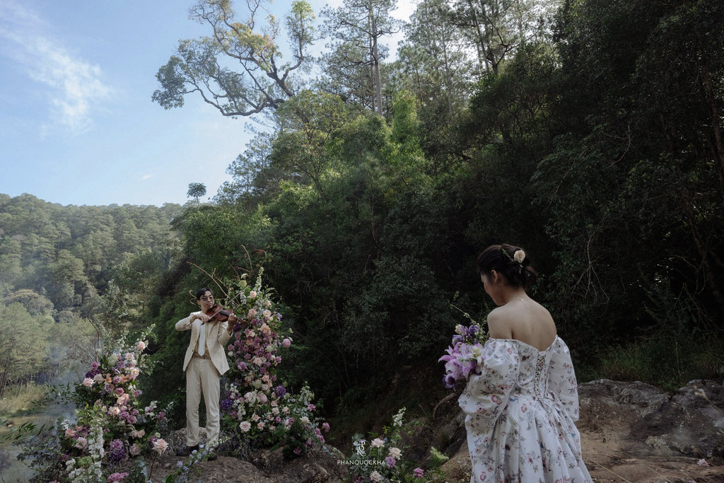 A BLOOMING LOVE STORY: KHUE'S BESPOKE NATURE-INSPIRED BRIDAL GOWN Dream Dresses by PMN