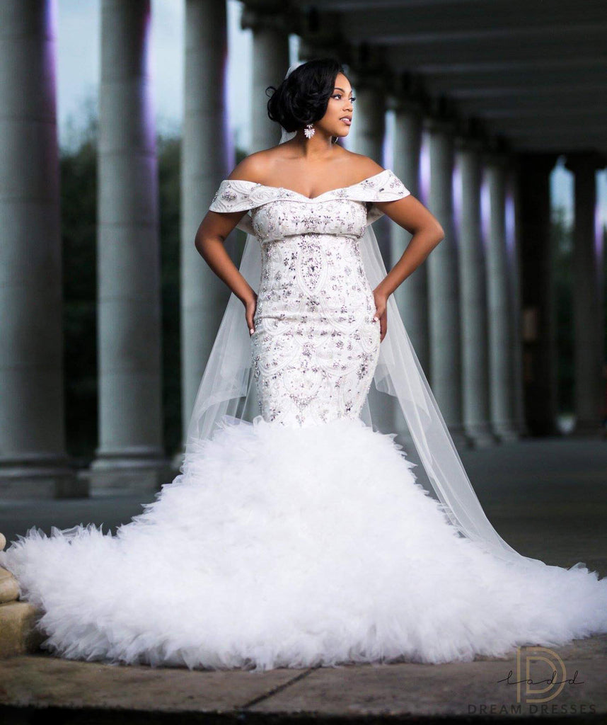Custom-made wedding dress - Dream Dresses by PMN