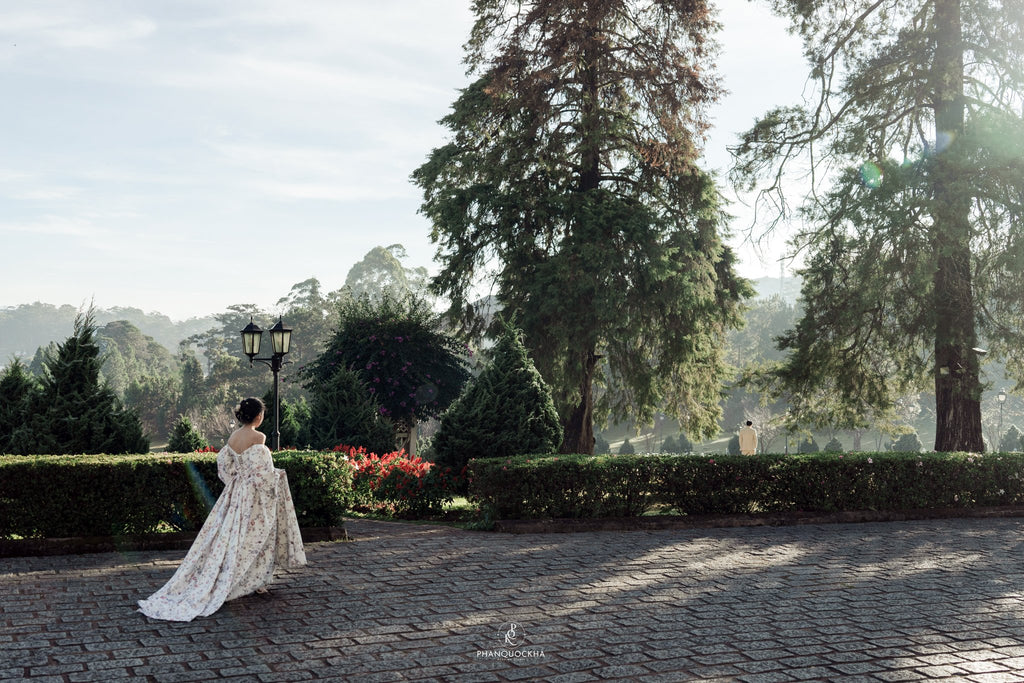 A BLOOMING LOVE STORY: KHUE'S BESPOKE NATURE-INSPIRED BRIDAL GOWN Dream Dresses by PMN