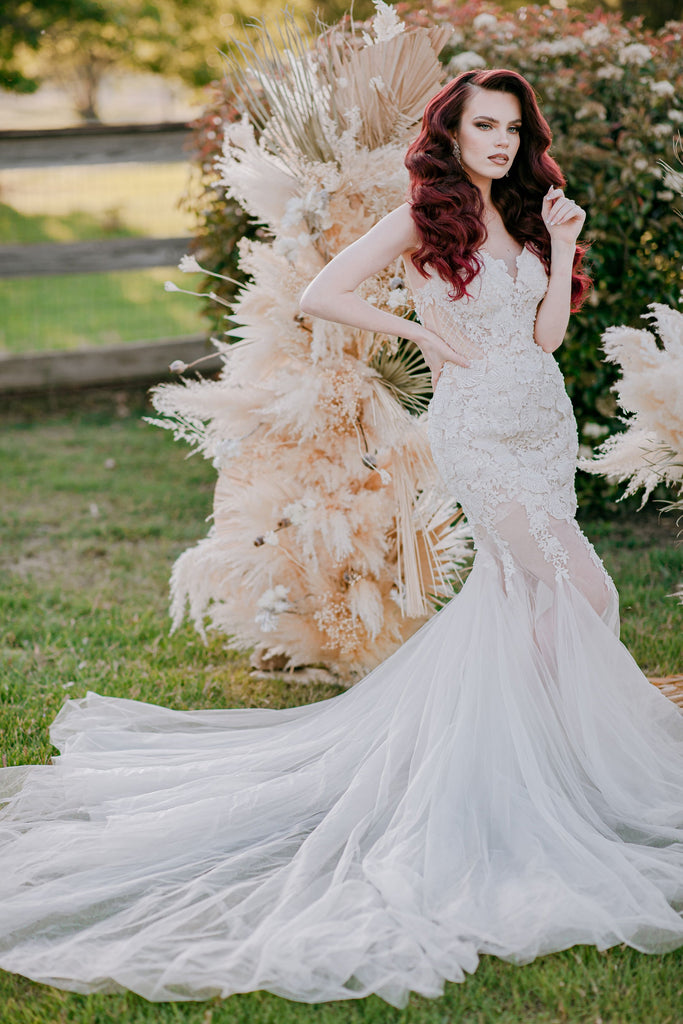 HOW TO CREATE A VINTAGE WEDDING DRESS LOOK Dream Dresses by PMN