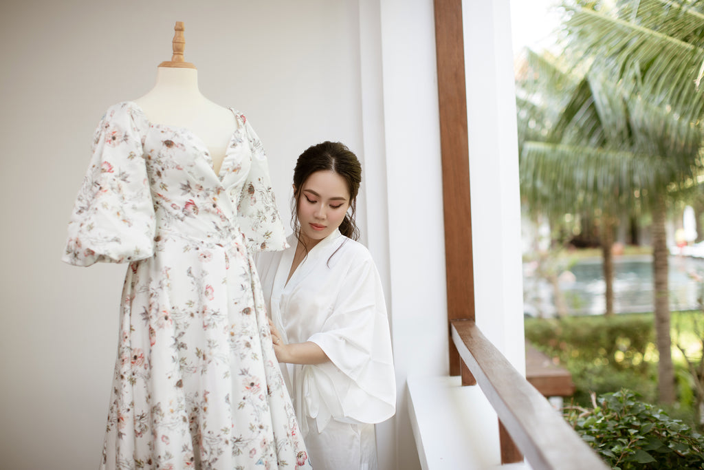 FLORAL ELEGANCE: CUSTOM LONG-SLEEVED BEACH WEDDING DRESS Dream Dresses by PMN