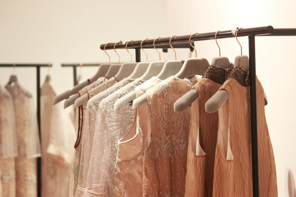 7 tips for bridemaid shopping - Dream Dresses by PMN